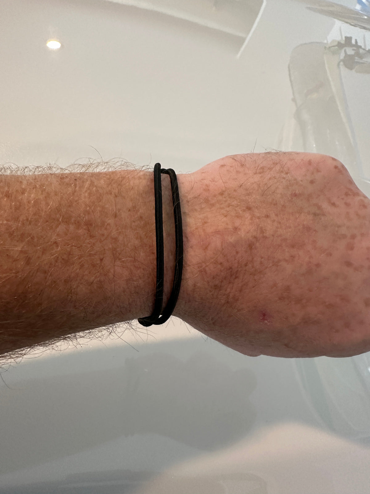 The Breaklet Emergency Escape Bracelet for Tempered Glass