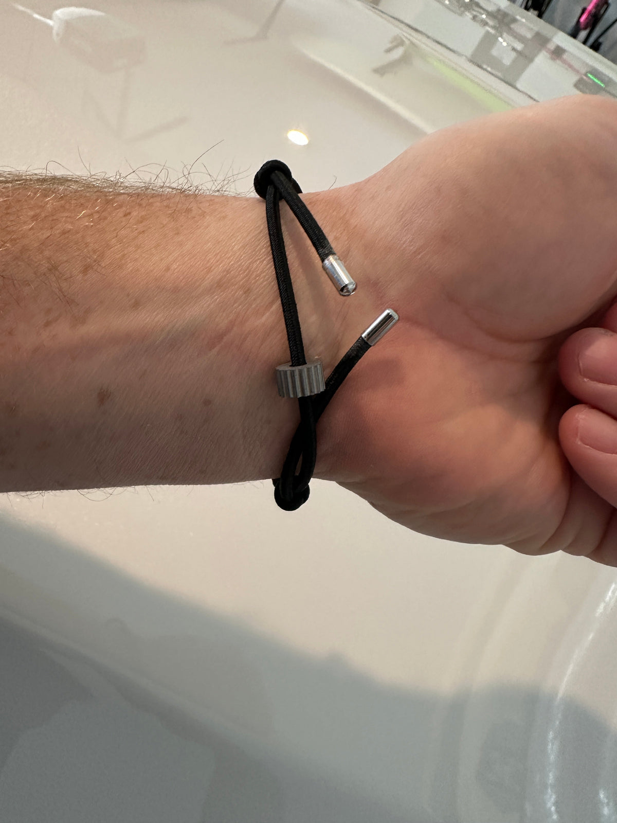 The Breaklet Emergency Escape Bracelet for Tempered Glass